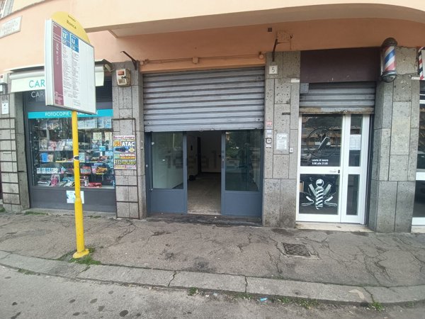 locale commerciale in affitto a Roma in zona Ostia