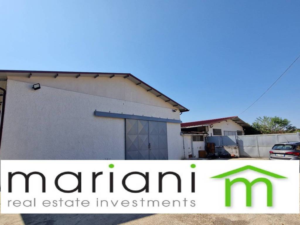 locale commerciale in affitto a Roma in zona Finocchio