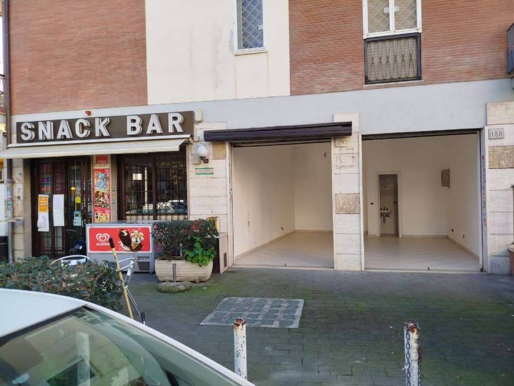 negozio in affitto a Roma in zona Aurelio