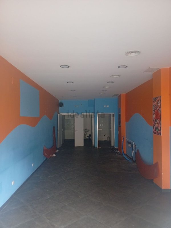 locale commerciale in affitto a Roma in zona Colle del Sole