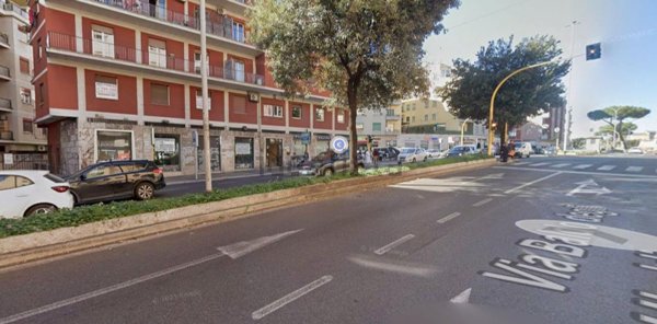 locale commerciale in affitto a Roma in zona Aurelio