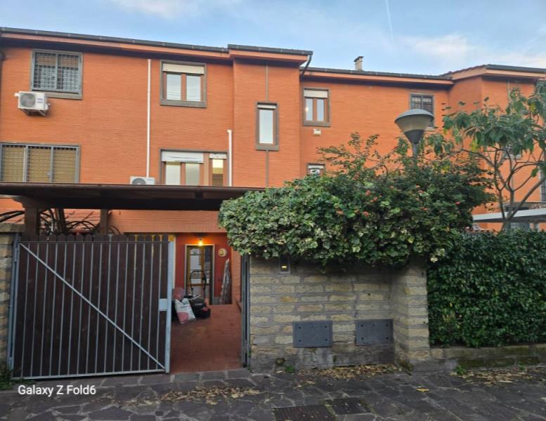 casa indipendente in affitto a Roma in zona Axa