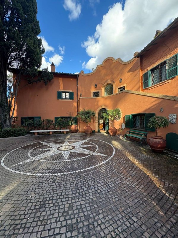 casa indipendente in affitto a Roma in zona Appio Pignatelli