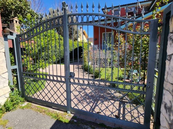 casa indipendente in affitto a Roma in zona Infernetto