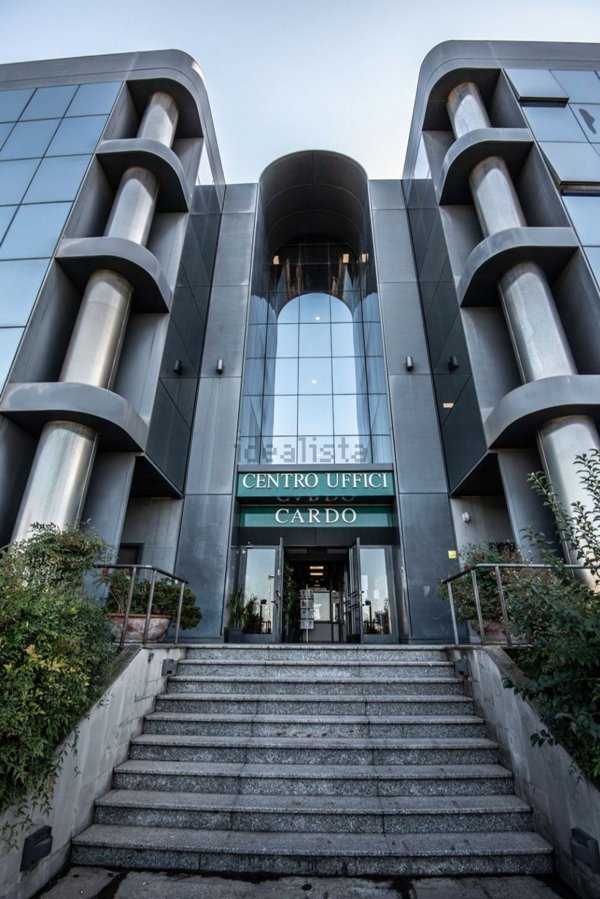 ufficio in affitto a Roma in zona Romanina