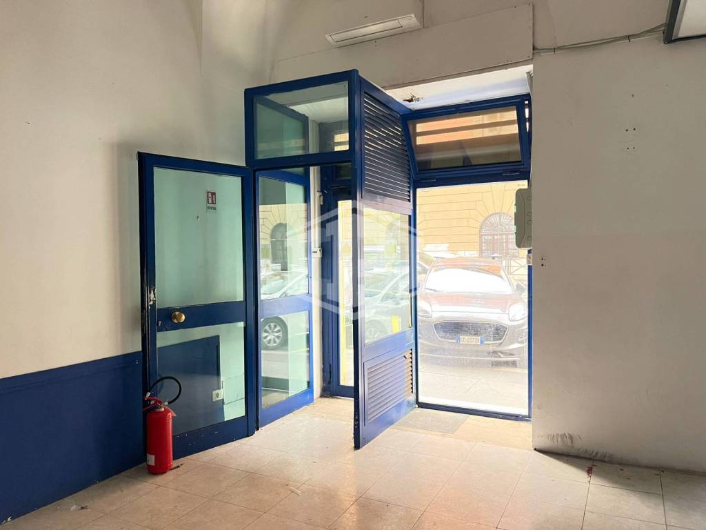 negozio in affitto a Roma in zona Castro Pretorio