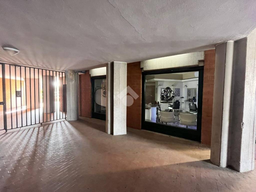 negozio in affitto a Roma in zona Collatino