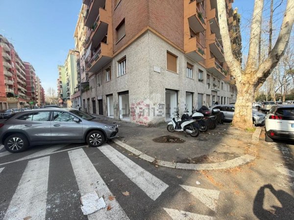 locale commerciale in affitto a Roma in zona Monte Sacro/Talenti