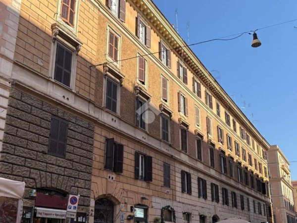 negozio in affitto a Roma in zona Rione Prati