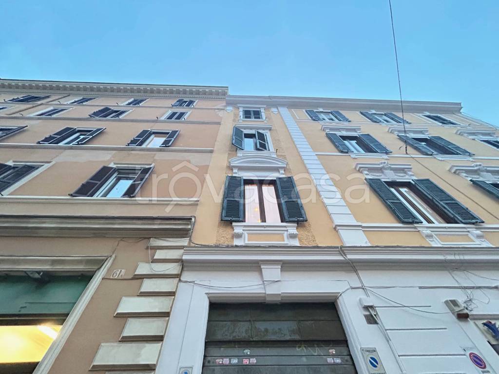 locale commerciale in affitto a Roma in zona Salario