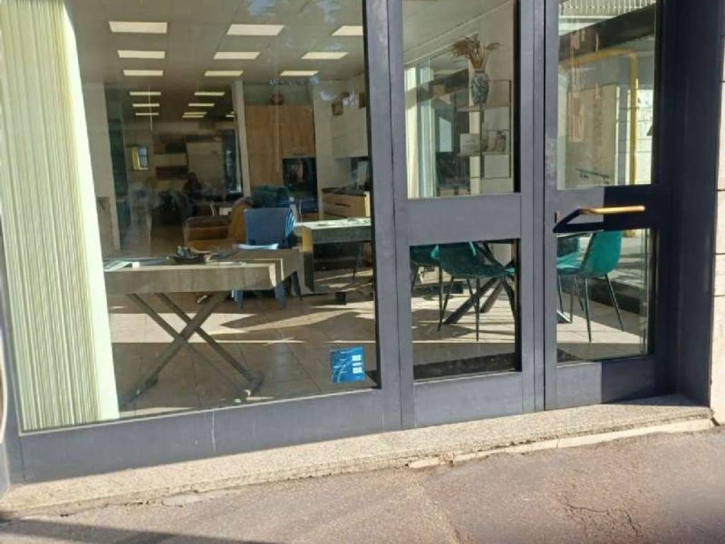 negozio in affitto a Roma in zona Pietralata