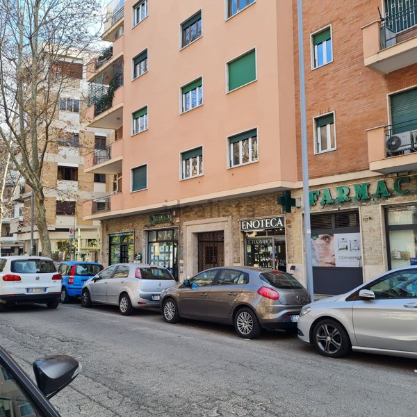 ufficio in affitto a Roma in zona Appio Latino