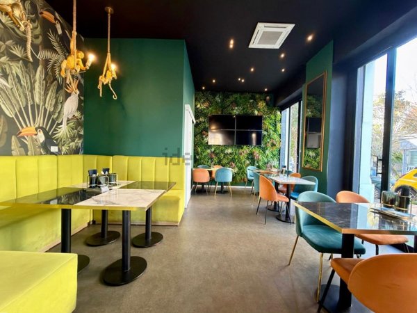 locale commerciale in affitto a Roma in zona Appio Latino