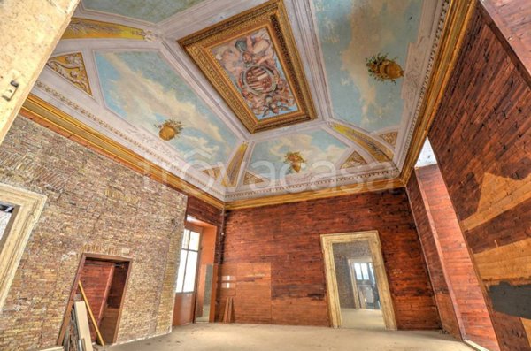 negozio in affitto a Roma in zona Parione/Sant'Eustachio