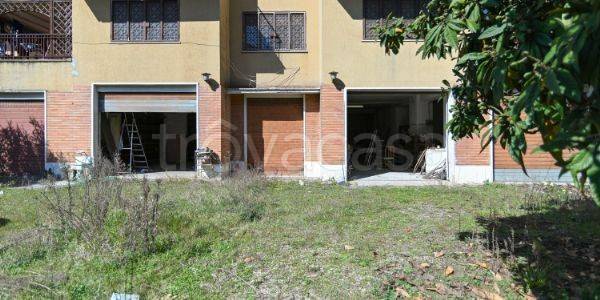 negozio in affitto a Roma in zona Primavalle