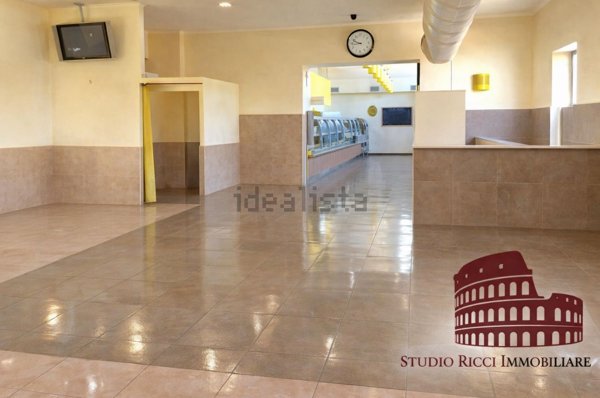 locale commerciale in affitto a Roma in zona Collatino