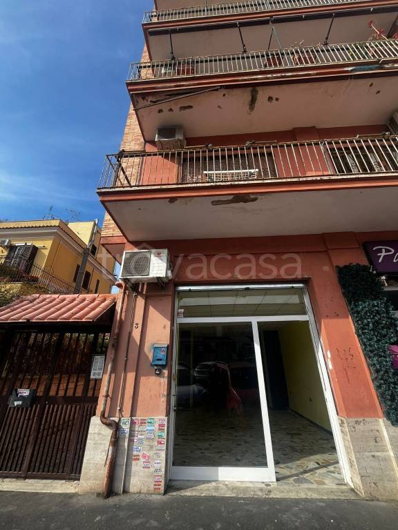 negozio in affitto a Roma in zona Prenestino-Centocelle