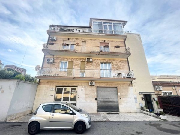 negozio in affitto a Roma in zona Acilia