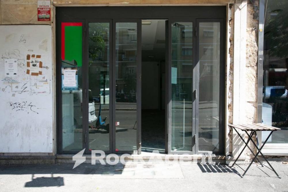 negozio in affitto a Roma in zona Ponte Mammolo
