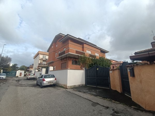 appartamento in affitto a Roma in zona Dragona/Bagnoletto