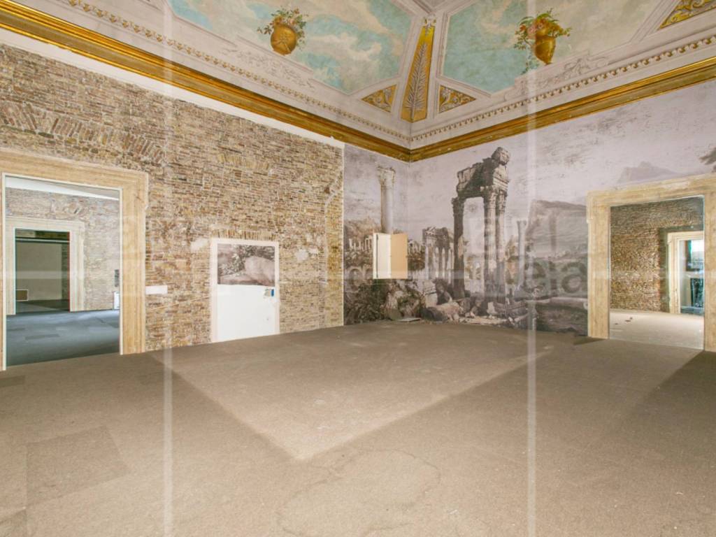 negozio in affitto a Roma in zona Parione/Sant'Eustachio