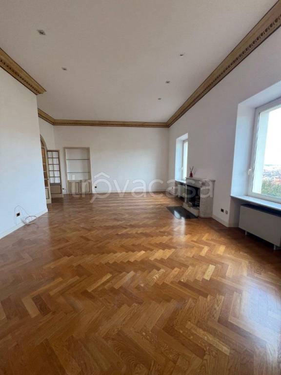 appartamento in affitto a Roma in zona Trevi-Colonna