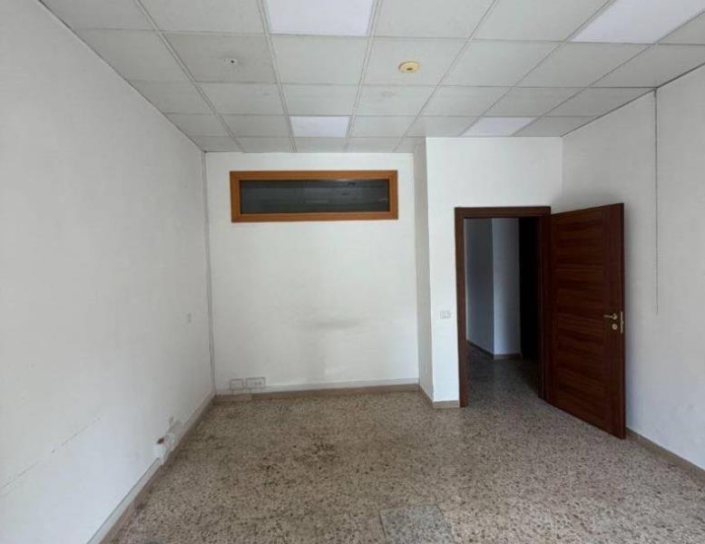negozio in affitto a Roma in zona Labaro
