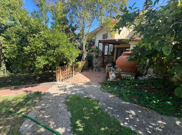 appartamento in affitto a Roma in zona Massimina/Casal Lumbroso