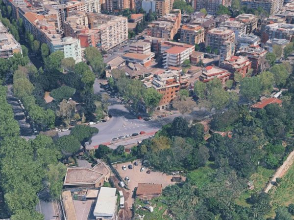 negozio in affitto a Roma