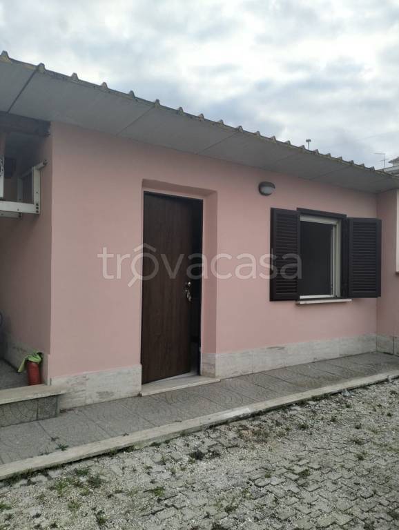 monolocale in affitto a Roma in zona Trigoria