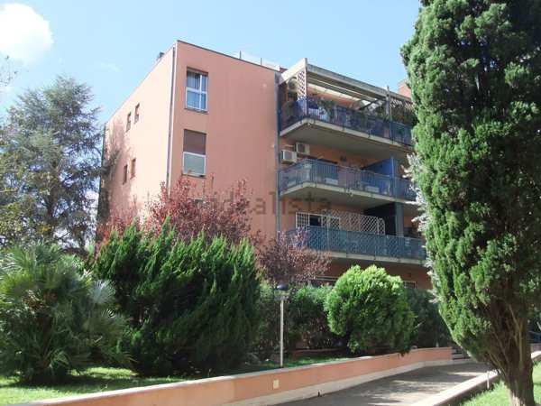 appartamento in affitto a Roma in zona Axa