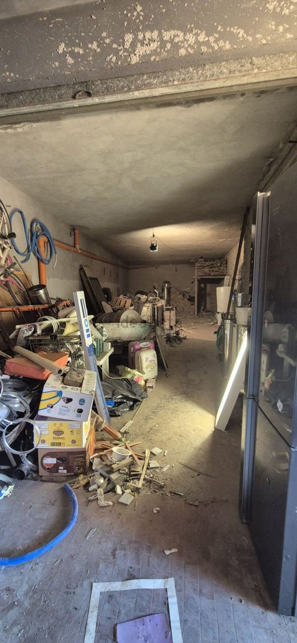 locale commerciale in affitto a Roma in zona Tor Vergata/Torrenova