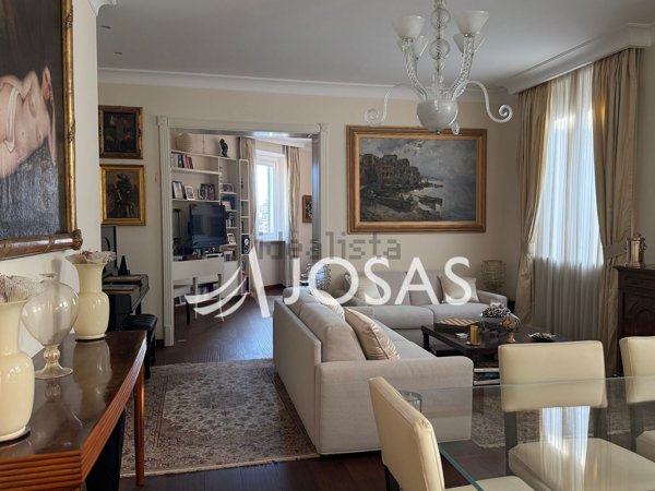 appartamento in affitto a Roma in zona Trevi-Colonna