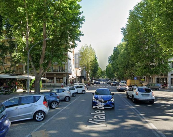 negozio in affitto a Roma in zona EUR