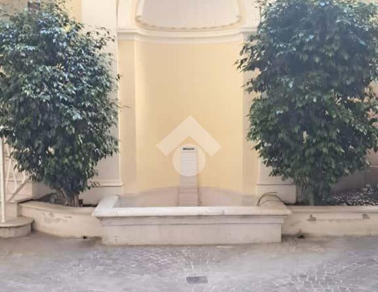 locale commerciale in affitto a Roma