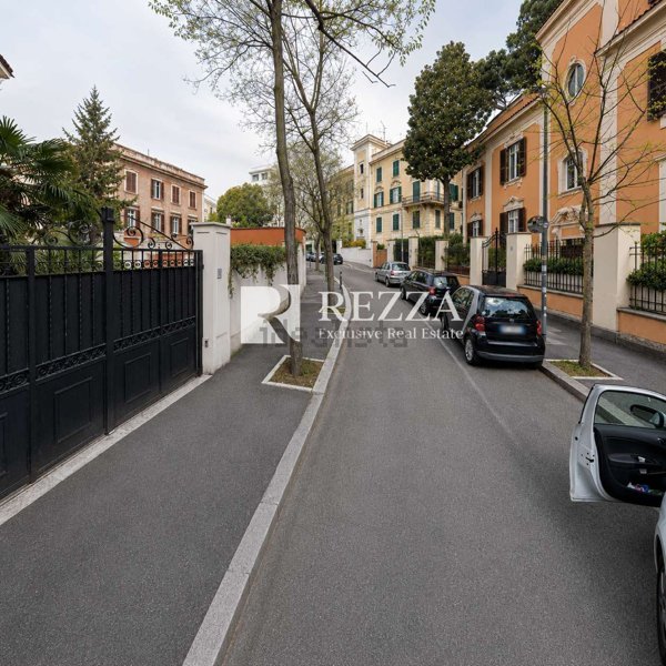 casa indipendente in affitto a Roma in zona Parioli