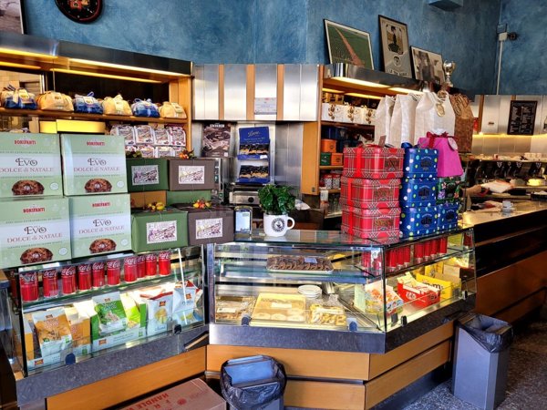 locale commerciale in affitto a Roma in zona Aurelio