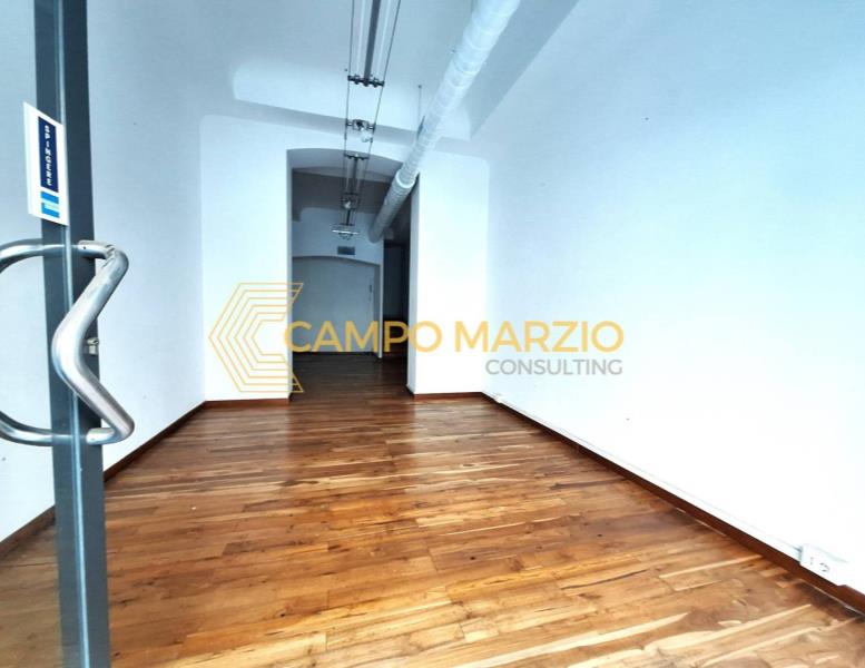 negozio in affitto a Roma in zona Campo Marzio