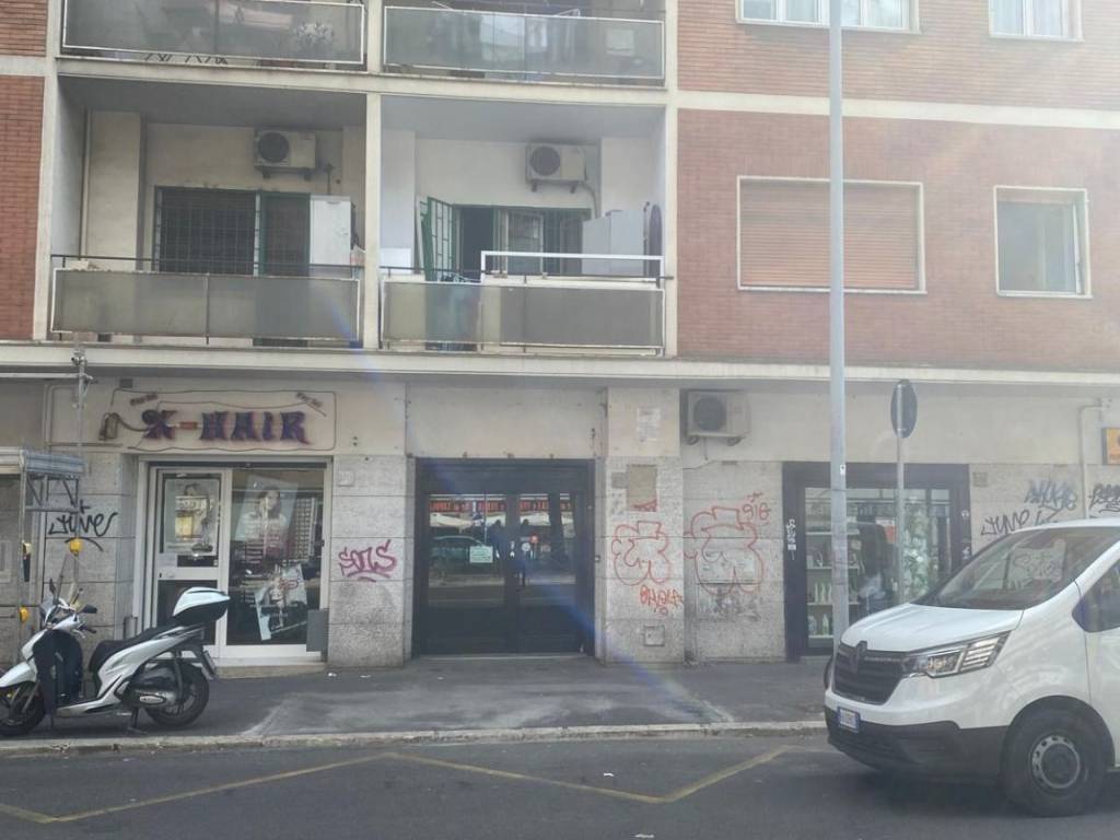 negozio in affitto a Roma in zona Prenestino-Centocelle