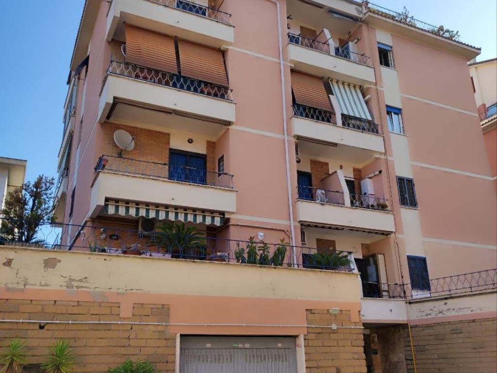 appartamento in affitto a Roma in zona Torre Maura