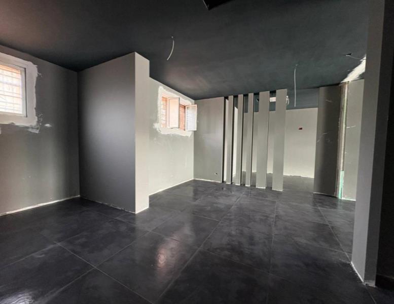 locale commerciale in affitto a Roma