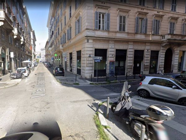 negozio in affitto a Roma in zona Rione Prati