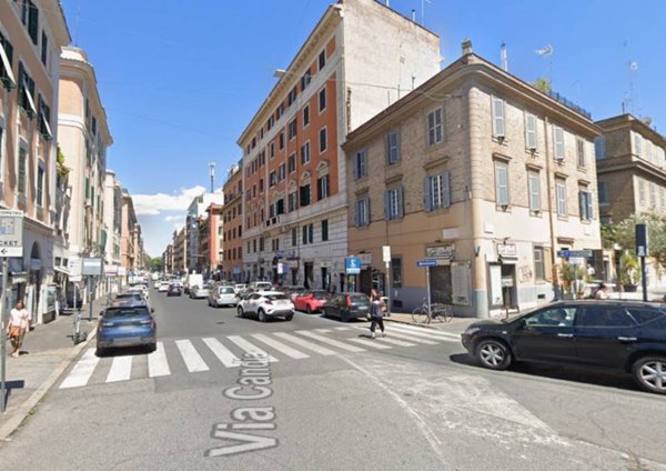 negozio in affitto a Roma