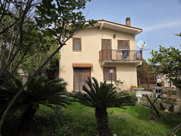 casa indipendente in affitto a Roma in zona Parioli