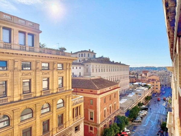 ufficio in affitto a Roma in zona Trevi-Colonna