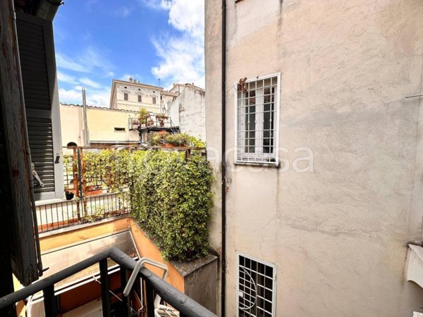 appartamento in affitto a Roma in zona Trevi-Colonna