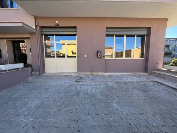 ufficio in affitto a Roma in zona Dragona/Bagnoletto