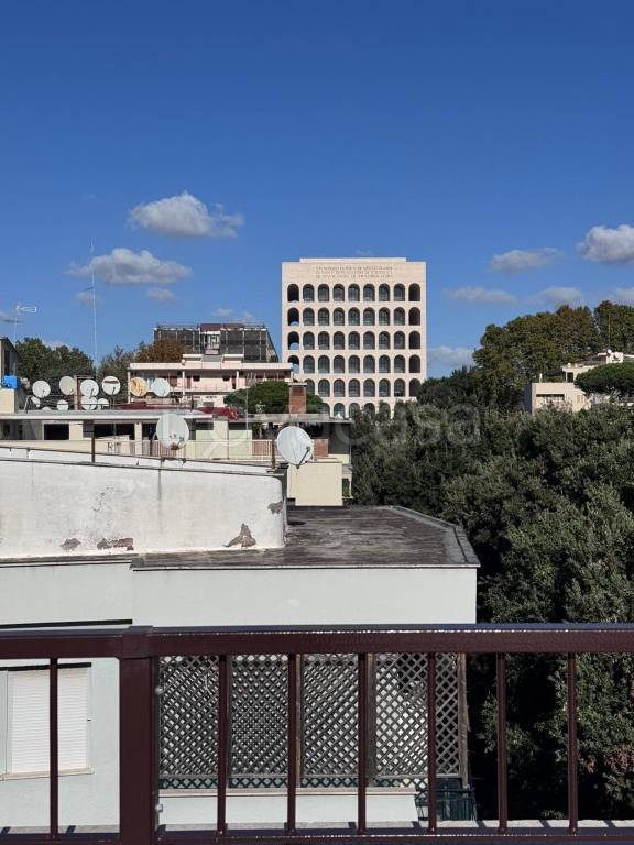 appartamento in affitto a Roma in zona EUR