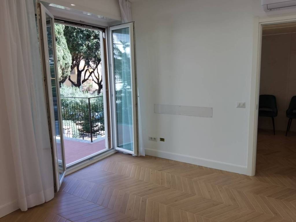 ufficio in affitto a Roma in zona EUR