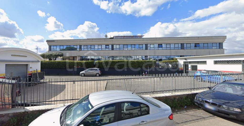 ufficio in affitto a Roma in zona San Basilio